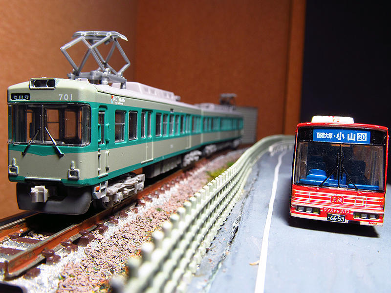 ちょっと、ちぐはぐ…… 京阪電車大津線700形（80型塗装）2両セット: シナイからのツーリスト2